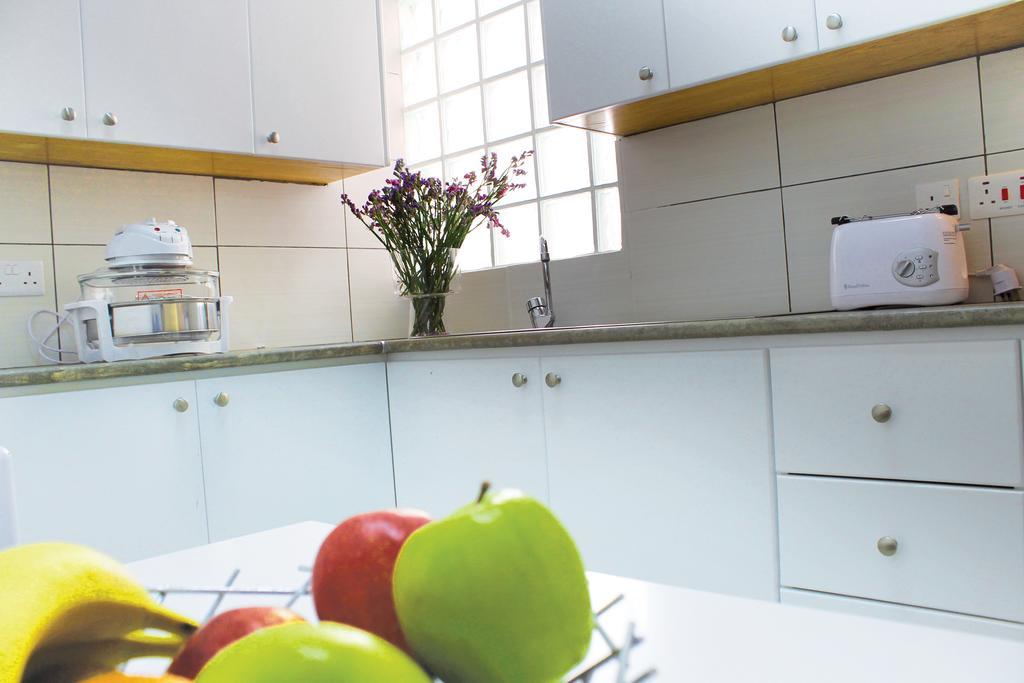 Stephanie City Apartments Larnaca Bilik gambar