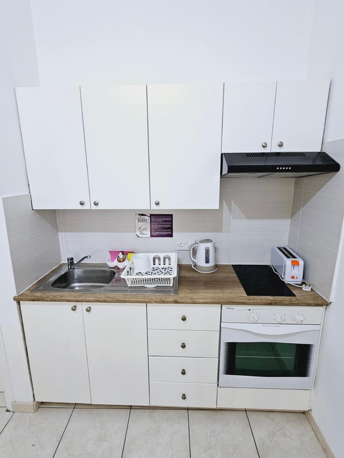 Stephanie City Apartments Larnaca Luaran gambar